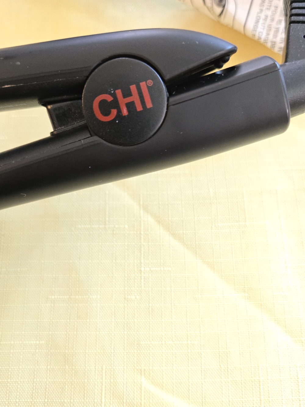 CHI Digital 1" Black Flat Iron